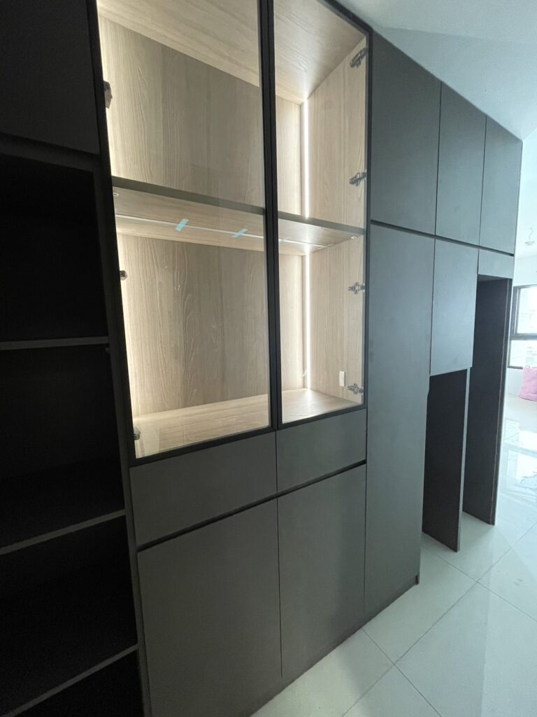 玻璃展示櫃L1122+8221